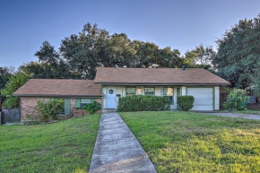 Family Home, Halfway Between Airport and Dtwn
